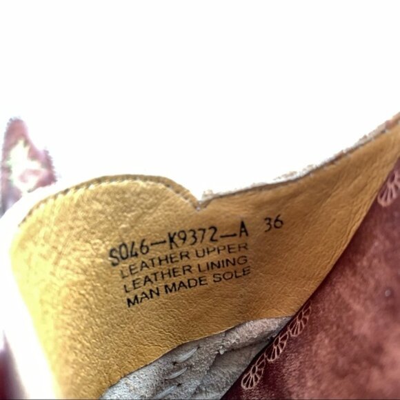 Roots 73  Beige Suede Windsor Lace Up Booties - Picture 7 of 7